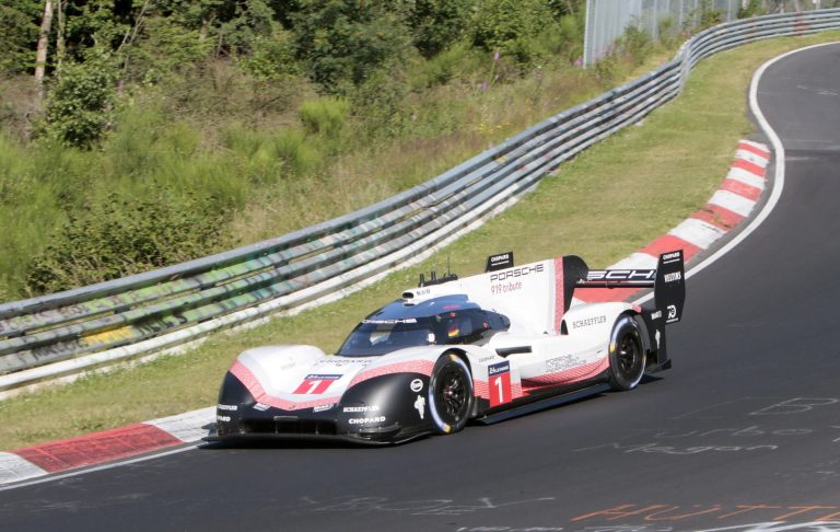 Porsche vuelve a coronar Nürburgring: El Porsche 919 logra dar una vuelta en 5:19.55