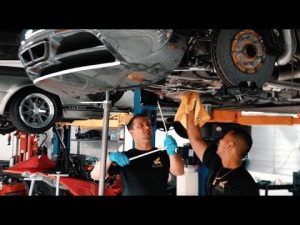Vídeo: ¿Por qué el cambio de aceite de un Bugatti Veyron cuesta 18.000 euros?