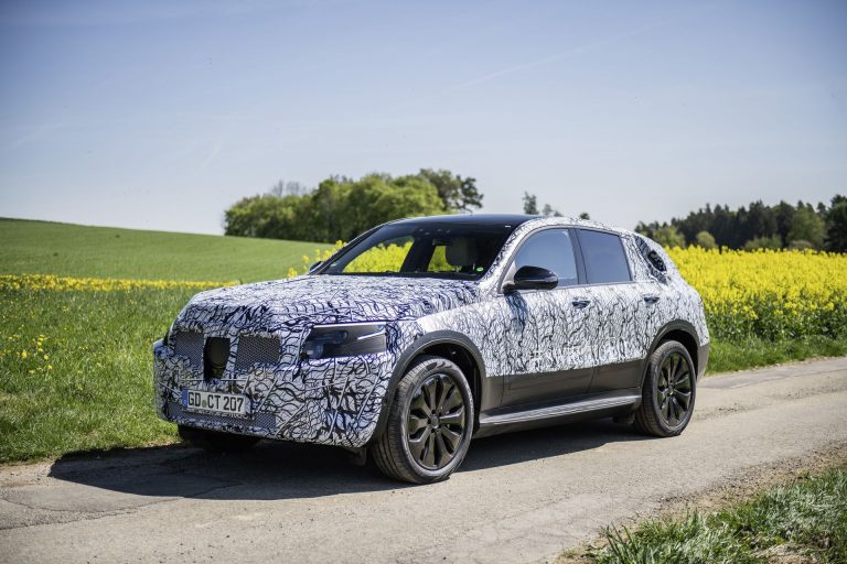 La submarca EQ de Mercedes-Benz ya casi está aquí