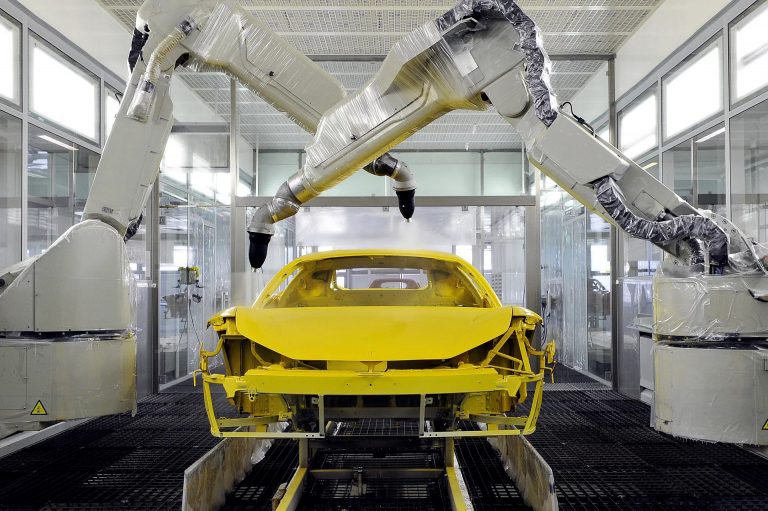 Ferrari estrena su pintura eficiente a ‘baja temperatura’