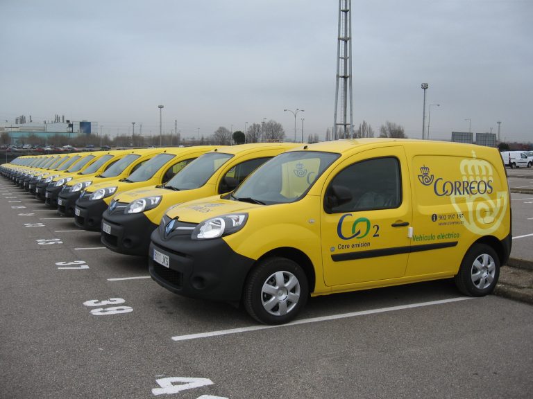 Ya no será posible escapar de las notificaciones multas de tráfico: Correos te las enviará al móvil