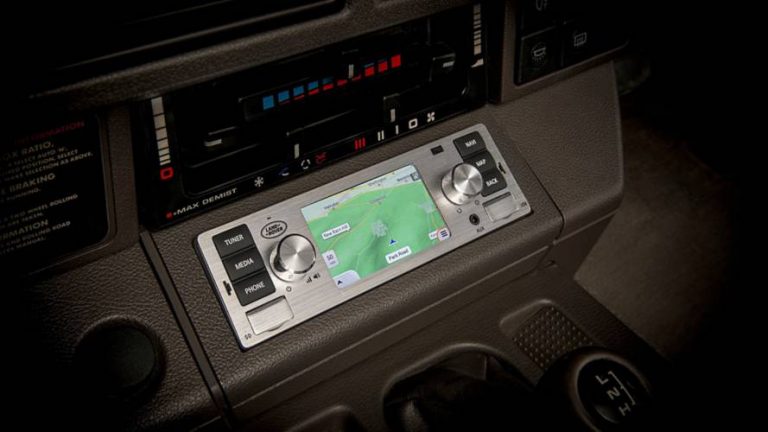 Renueva tu Jaguar Land Rover clásico con un sistema de infoentretenimiento