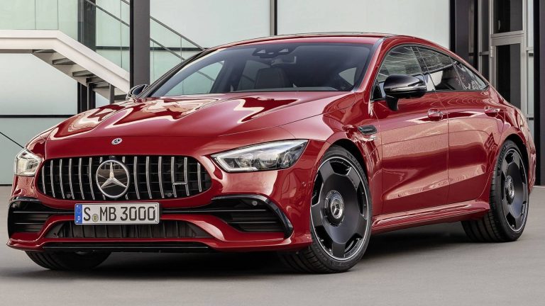 Mercedes-AMG GT 43 4 puertas: debut con seis cilindros por bandera