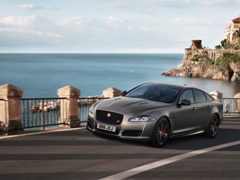 Jaguar ultima el nuevo XJ: eléctrico, muy potente, pero también con opción gasolina