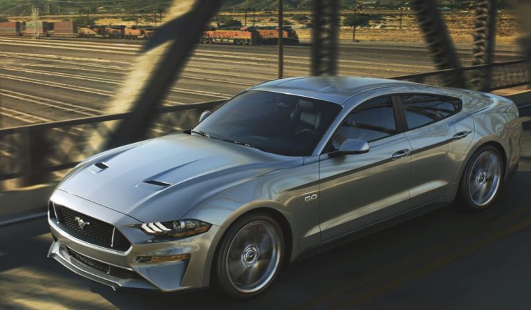 El Ford Mustang de 4 puertas será una realidad… y llegará a Europa