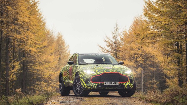 Oficial: Aston Martin DBX, anticipado en nuevas fotografías
