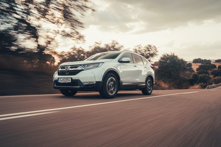 El Honda CR-V hybrid  aterriza en España por 34.200 euros