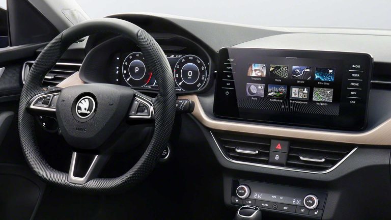 Oficial: así es el interior del nuevo Skoda Scala