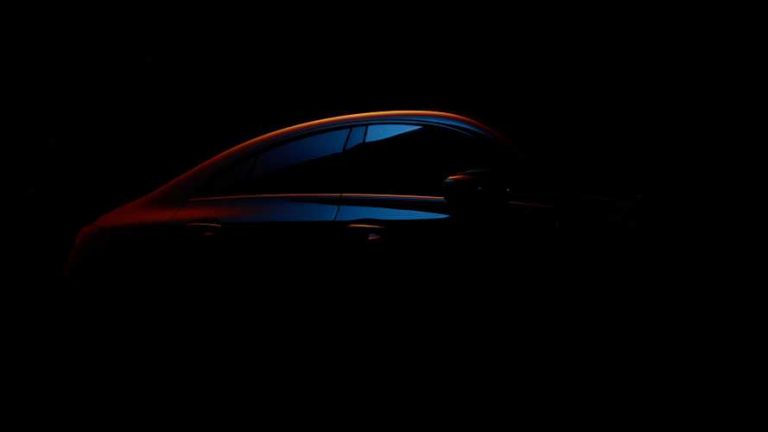 Primer anticipo oficial del nuevo Mercedes CLA
