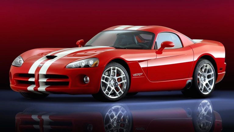 ¿Sabías que el anterior Ford GT era en realidad un proyecto de Dodge Viper con motor central desechado?