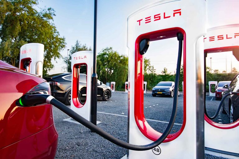 El próximo año 2019 habrá cobertura en toda Europa de supercargadores de Tesla