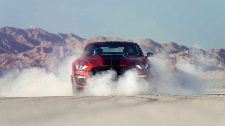 Ford quiere un Mustang todoterreno: prepárate