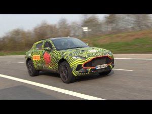 Vídeo: así suena el nuevo Aston Martin DBX, ¡brutal!