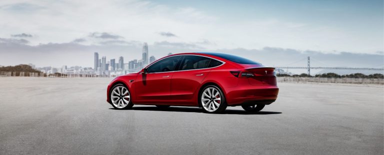 Un estudio revela que el coche eléctrico contamina más que un diésel equivalente