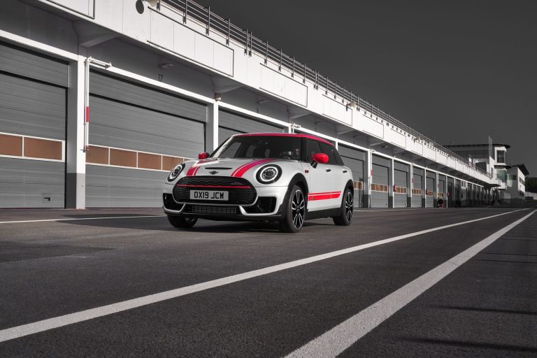 Más de 300 CV y tracción 4×4 para los MINI John Cooper Works Countryman y Clubman 2020