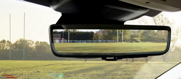 LandRover-Discovery-Sport-18