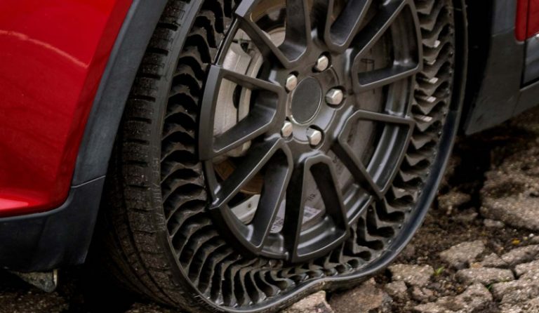 Los neumáticos sin aire serán una realidad en 2024 gracias a Michelin y General Motors