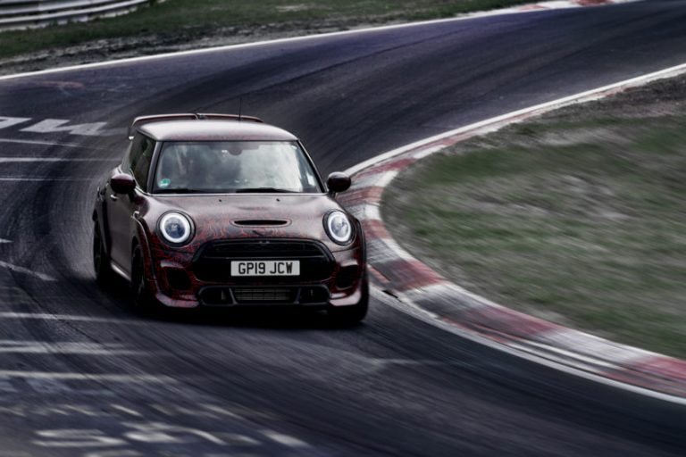 El MINI JCW GP F56 2020 logra una vuelta en Nürburgring en 7:56:69