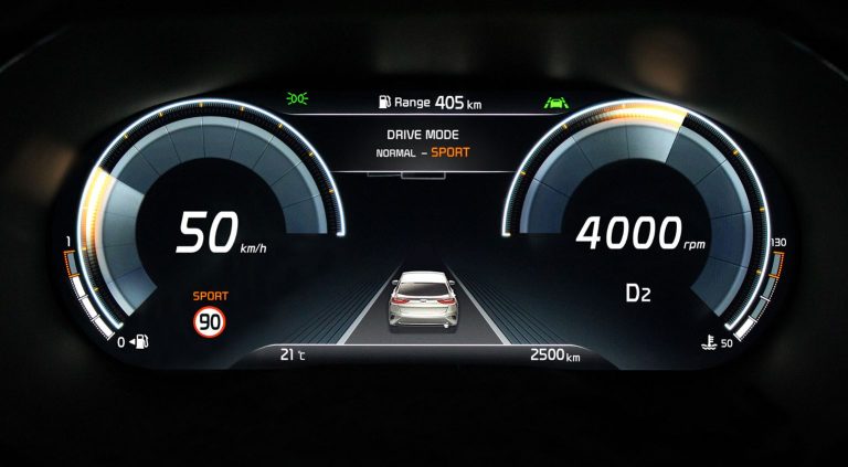 Así es el cuadro 100% digital del Kia XCeed: ¿Qué información muestra?