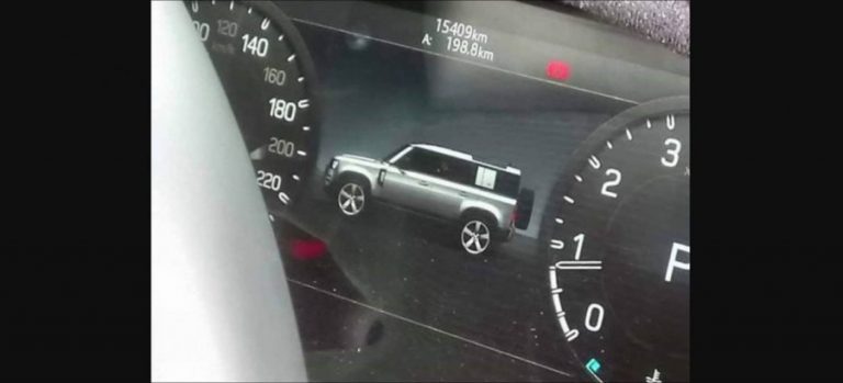 El nuevo Land Rover Defender vuelve a filtrarse… gracias a una foto del cuadro de instrumentos