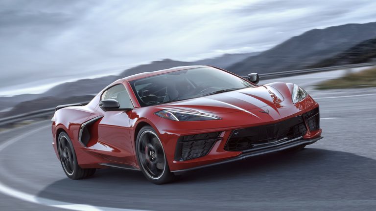 ¿Versiones híbridas y 100% eléctricas para el Chevrolet Corvette C8? Podría ser posible…