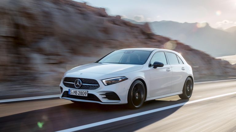 El Mercedes-Benz A250e híbrido enchufable llegará en Septiembre