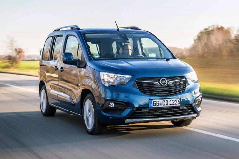 El Opel Combo Life recibe el motor 1.2 Turbo de 130 CV y caja de cambios automática de ocho velocidades