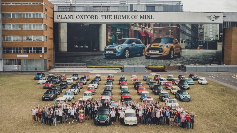 MINI celebra su 60 aniversario con 10 millones de coches fabricados