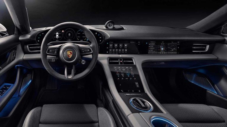 Ahora sí: este es el interior del Porsche Taycan, ¿a la altura del exterior?