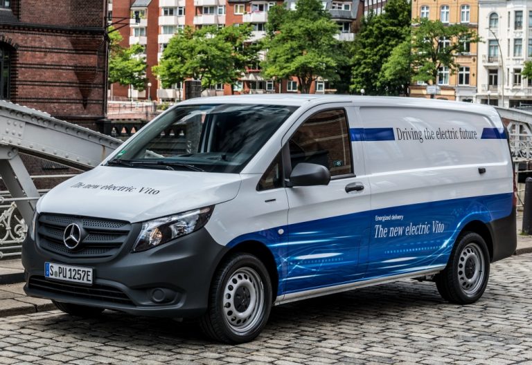 La Mercedes eVito 100% eléctrica llega con 150 km de autonomía y un precio de 42.900 euros