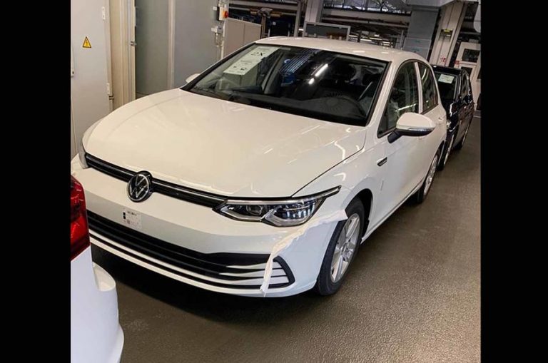 ¡Otra vez! Así luce el Volkswagen Golf MK8 al natural… en su versión más básica