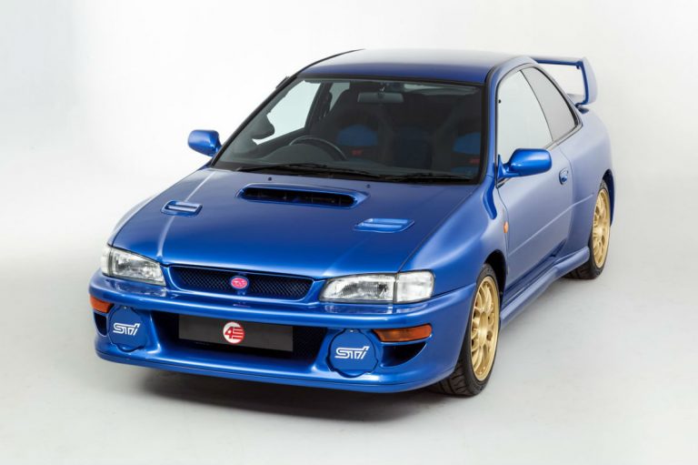 Hacerte con uno de los 426 Subaru Impreza 22B STi es posible… si tienes más de 115.000 euros