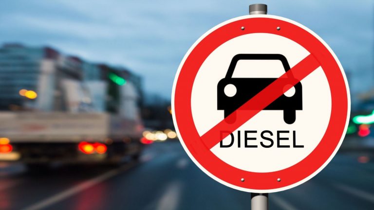 Dinamarca quiere que Europa prohíba las ventas de coches diésel y gasolina en 2030