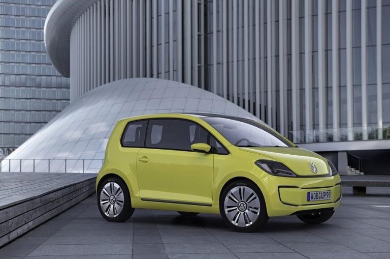 El Volkswagen e-up! 2020 ya está disponible en España y este es su precio
