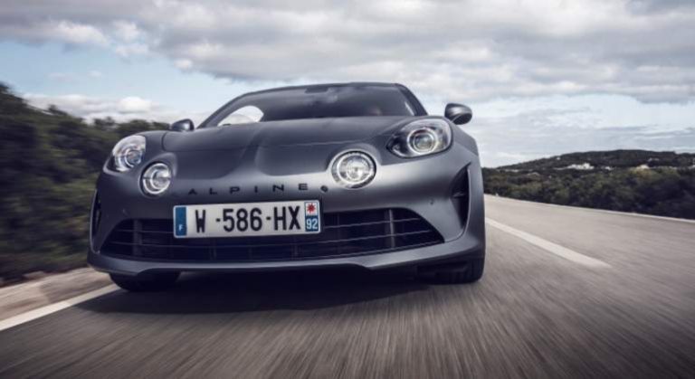 El Alpine A110S llega desde 66.500 euros: La versión más radical del modelo