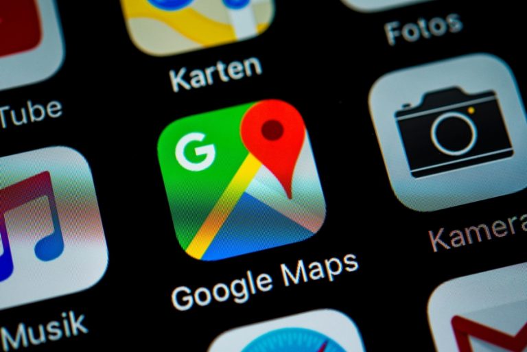 Pronto podrás buscar cargadores compatibles con tu coche eléctrico y pagar en ellos con Google Maps