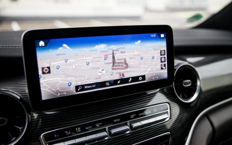 El MBUX llega al Mercedes Clase V 2020