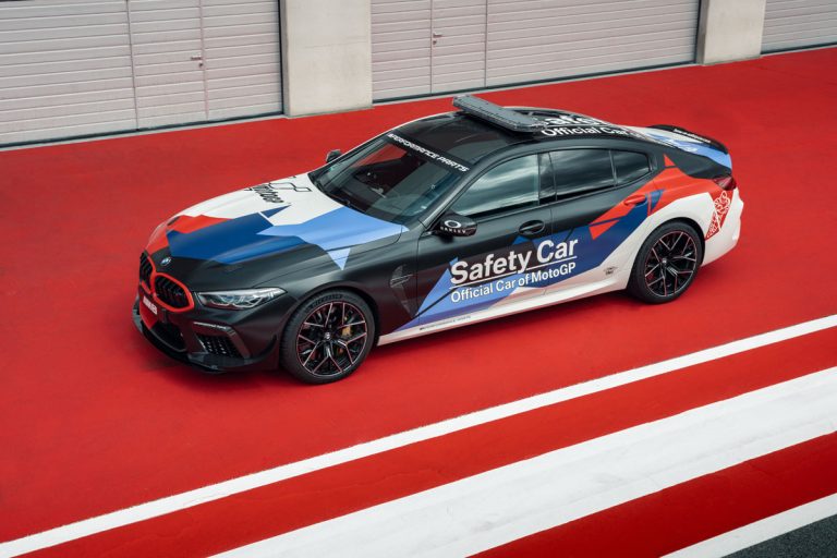 Y el nuevo Safety Car de MotoGP es… el BMW M8 Gran Coupé