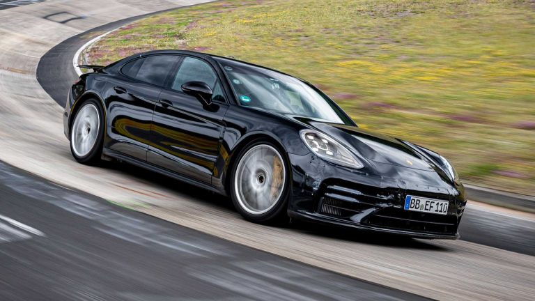 El Porsche Panamera bate récord en Nürburgring: Ahora es la berlina más rápida allí