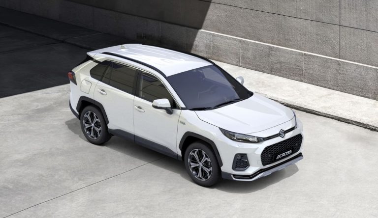 El Suzuki Across híbrido basado en el Toyota RAV4 ya tiene precio en España: 53.700 euros