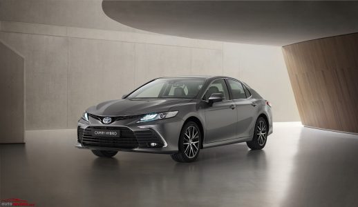 Toyota-Camry-2020-4