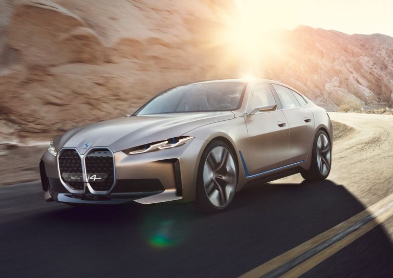 BMW ha batido récord de ventas en 2020 y anuncia BMW M 100% eléctrico este año