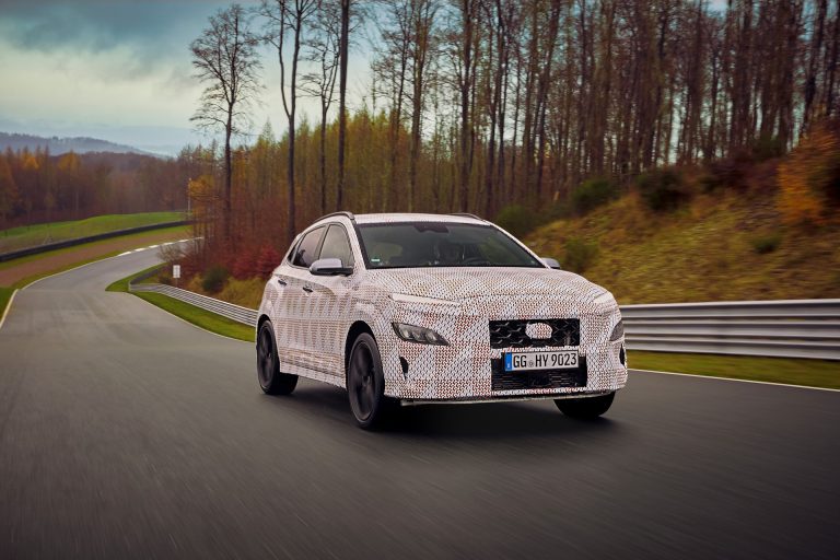 El Hyundai Kona N contará con un motor 2 litros turbo y una caja DCT de ocho relaciones