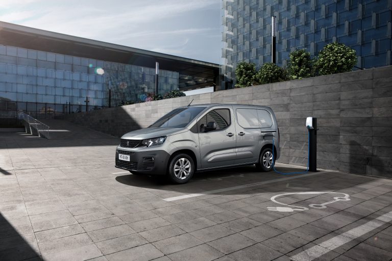 Hasta 275 kilómetros de autonomía con la Peugeot e-Partner
