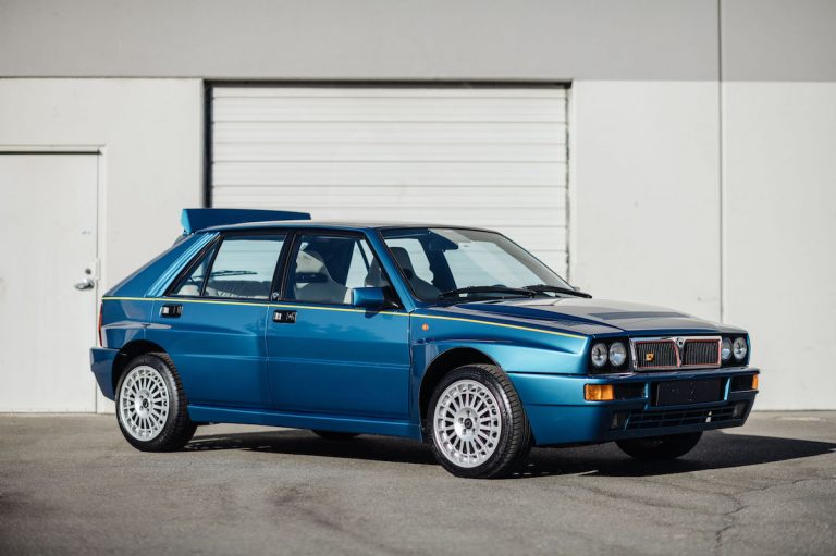 Este Lancia Delta HF Integrale Evoluzione II ‘Blue Lagos’ busca un nuevo hogar