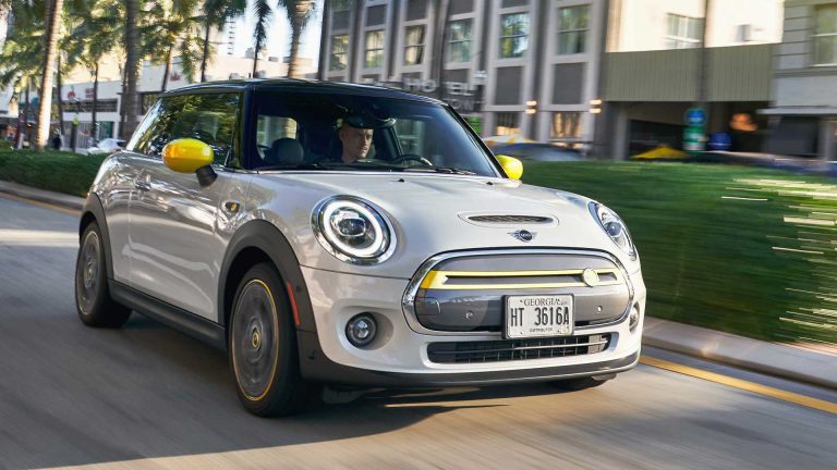 MINI podría abandonar también los motores de combustión en 2030