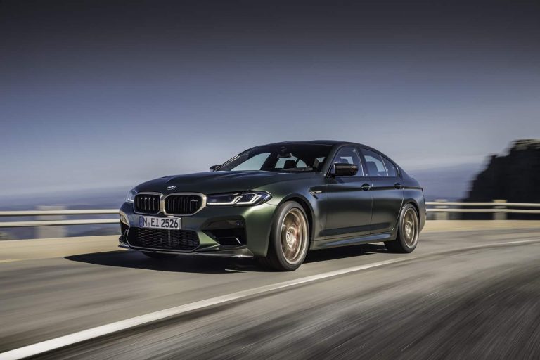 El BMW M5 CS llega a España con 635 CV: Necesitarás 207.300 euros para hacerte con él