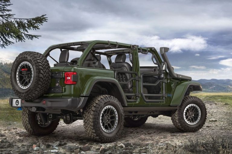 Más accesorios de Mopar para el Jeep Wrangler 4xe