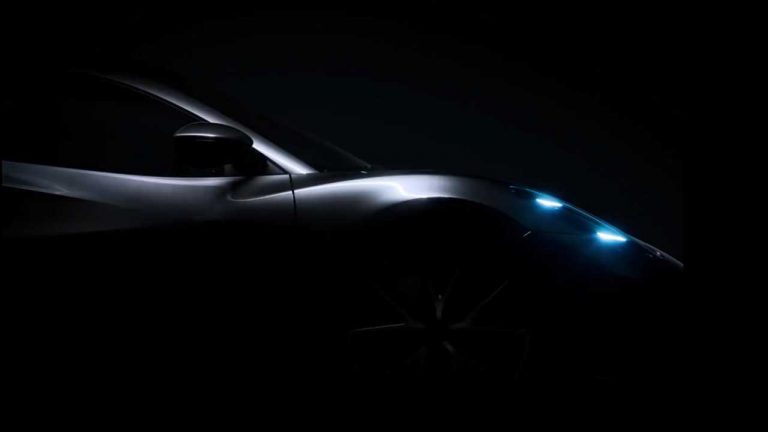 El Lotus Emira revela parcialmente su frontal
