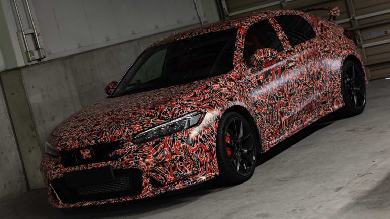 El Honda Civic Type R 2022 vuelve a asomar la patita en nuevos teaser